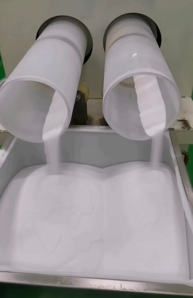 High purity quartz raw material selected for quartz glass tube manufacturing