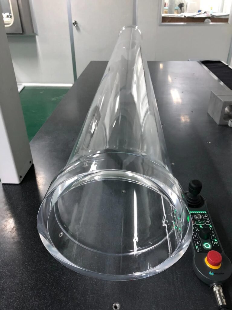 Quality inspection of high purity quartz glass tubes before delivery
